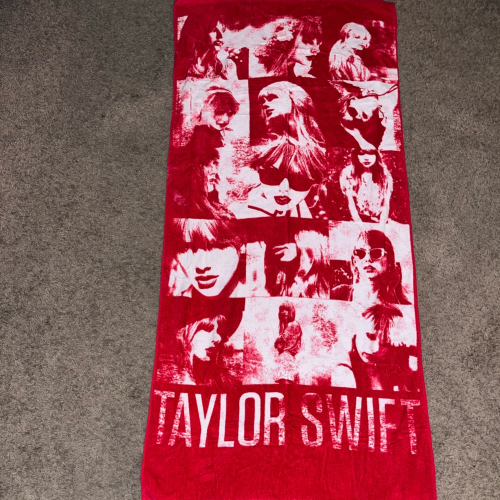 Taylor Swift Red Beach Towel